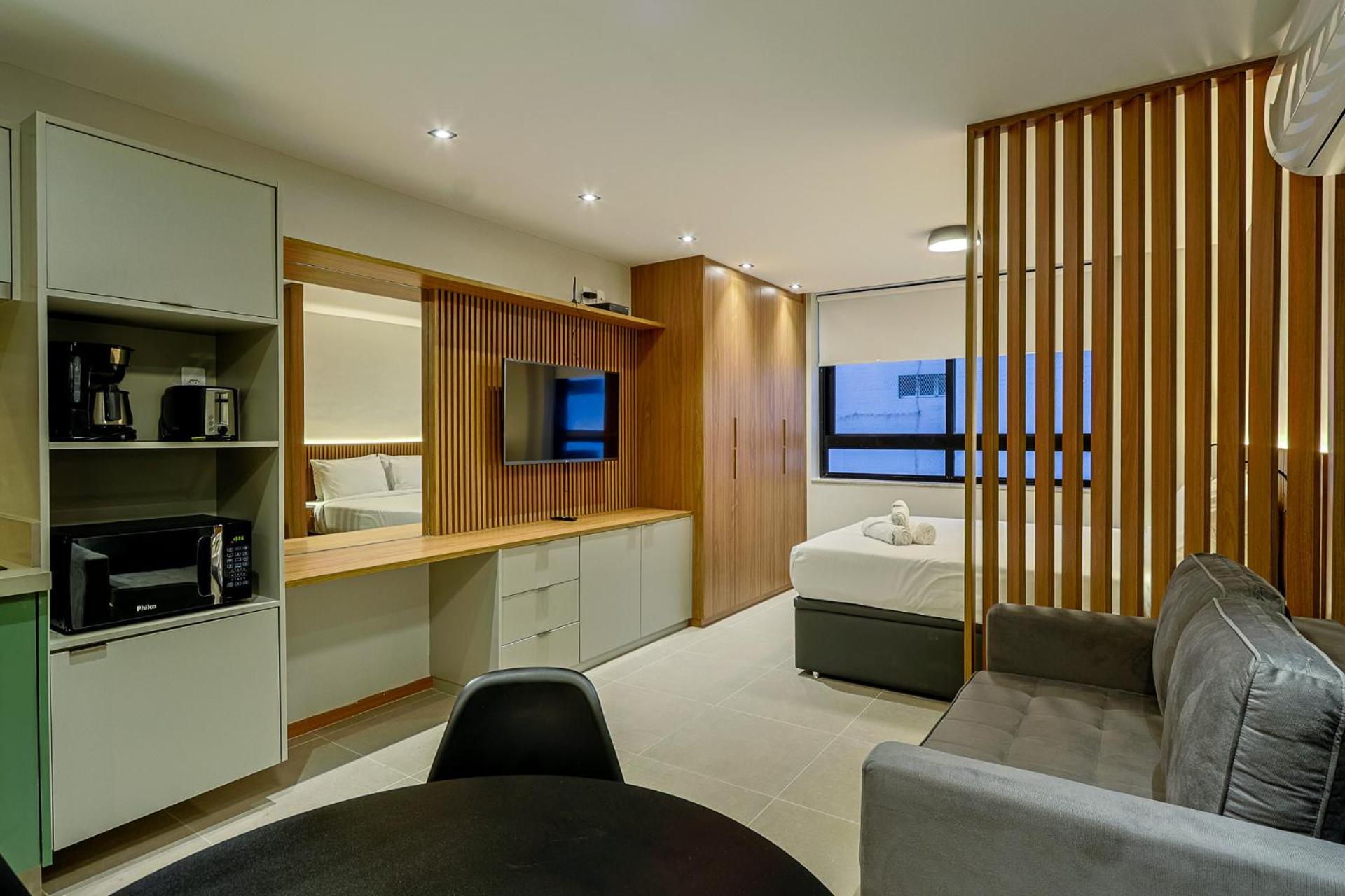 360 Rio Santos Dumont Apartment